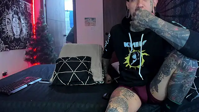 cleoo jhonny online show from January 13, 1:04 pm