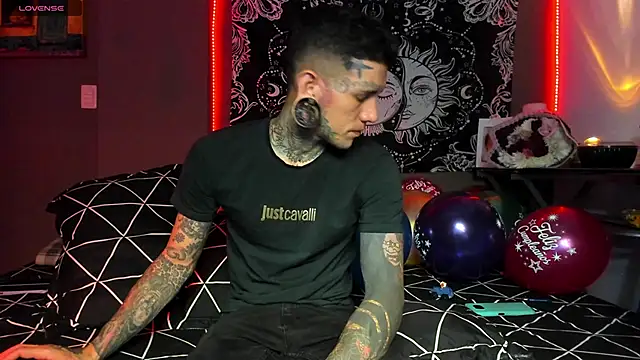 cleoo jhonny online show from April 7, 3:19 am