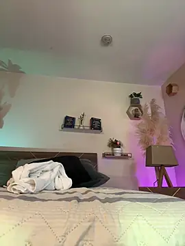 YariRose online show from June 12, 2:03 pm