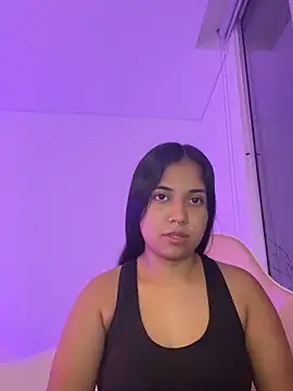 aly nicols online show from January 6, 5:44 am