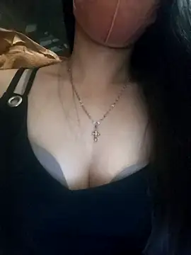 Emili68 online show from October 29, 11:18 pm