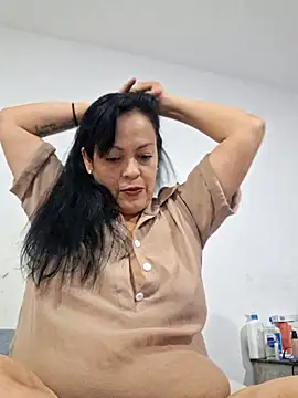 viviana-sexi online show from June 5, 11:44 pm