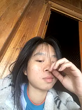 -Miaa- online show from November 3, 2:15 am