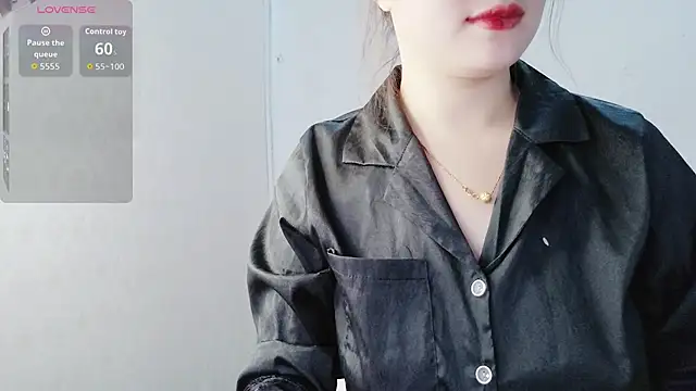 helo-kitty online show from December 21, 1:37 pm