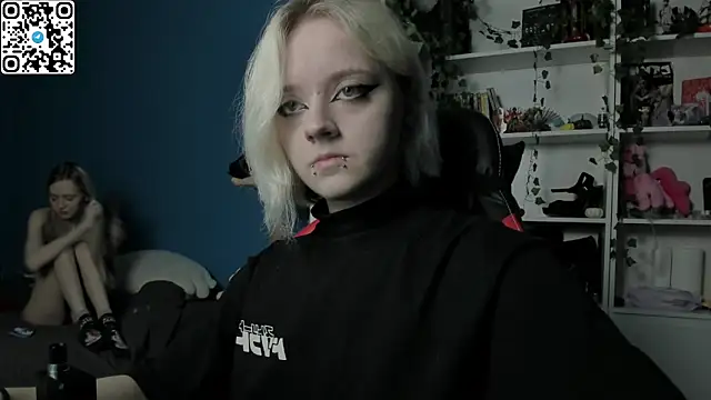 Holy Mistress S online show from November 29, 10:19 am