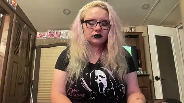 lostinherwonderland online show from November 2, 1:20 am