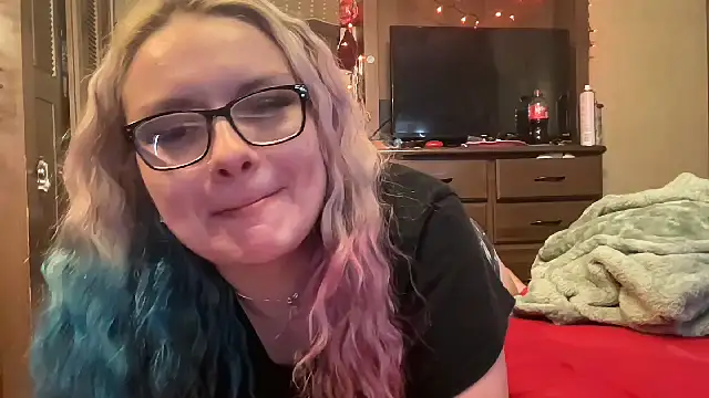 lostinherwonderland online show from November 17, 3:29 am