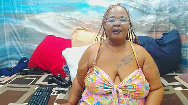 MatureMilfxxx online show from June 8, 5:08 am