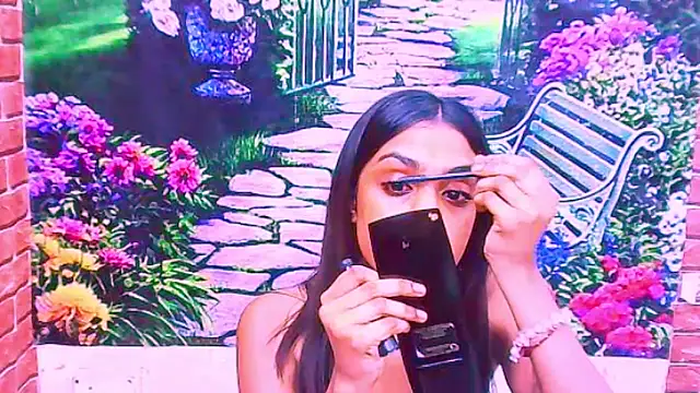 IndianPretty1 online show from November 24, 6:04 am