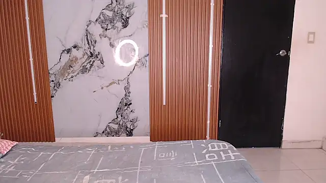 rosselyn  online show from January 11, 7:52 pm