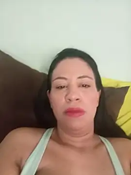 LeilaTaylor online show from December 18, 2:55 pm