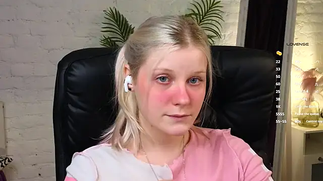 ShineJoan online show from November 16, 9:59 pm