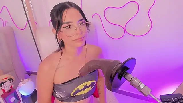 laana foxx online show from February 26, 2:32 am