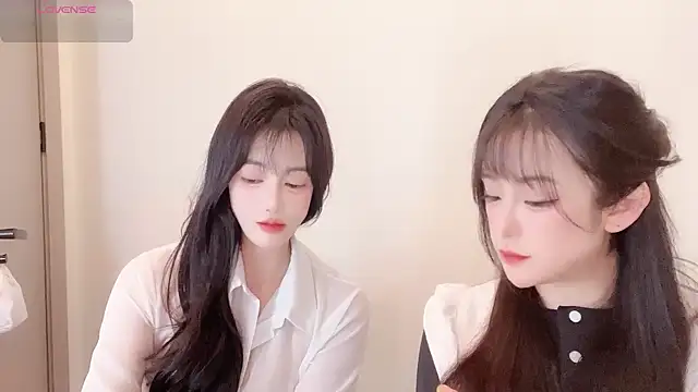 Follyise online show from June 18, 1:16 pm