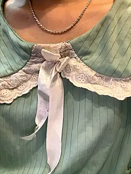 Emily-y online show from January 14, 12:54 pm