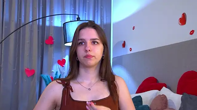 AliceAtkins online show from July 20, 6:16 am
