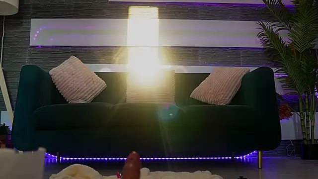 SexyCelline online show from April 18, 4:15 am