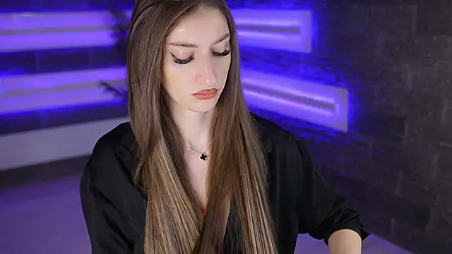 SexyCelline online show from December 23, 5:33 am