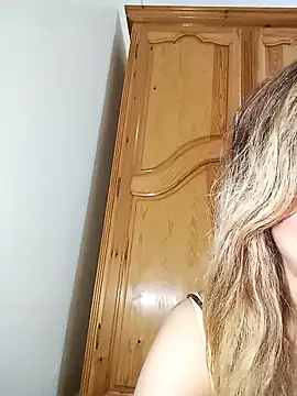 indilasixeey online show from February 28, 12:54 am