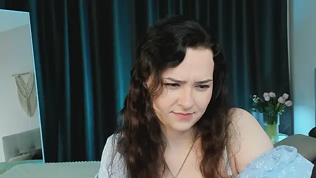 Camilla Rowen online show from June 11, 8:38 pm