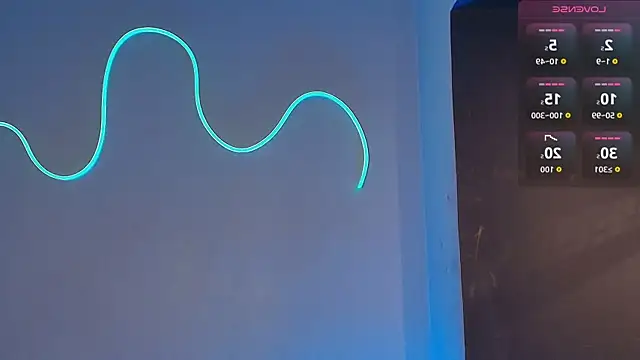 NaomiQueents online show from December 3, 9:17 pm