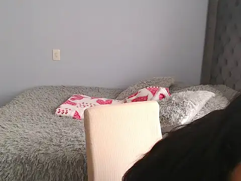 cute8smile online show from November 29, 4:11 pm