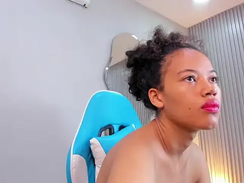 agata18  online show from October 28, 1:06 pm