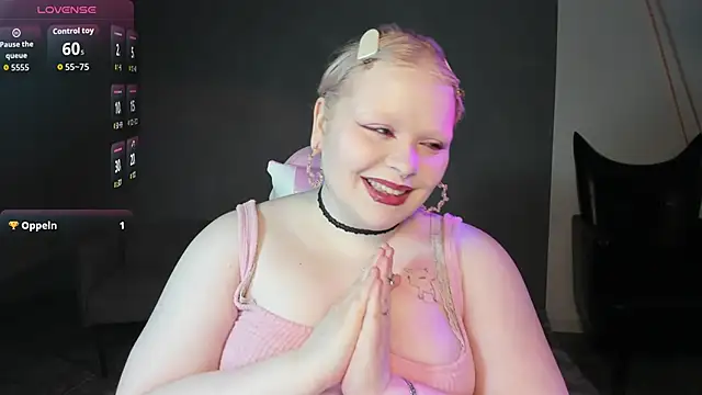 LottieReed online show from May 25, 7:40 am