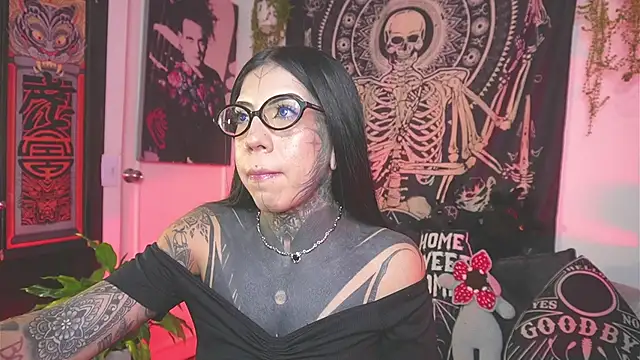 Dalia Vorhees online show from June 2, 1:50 am
