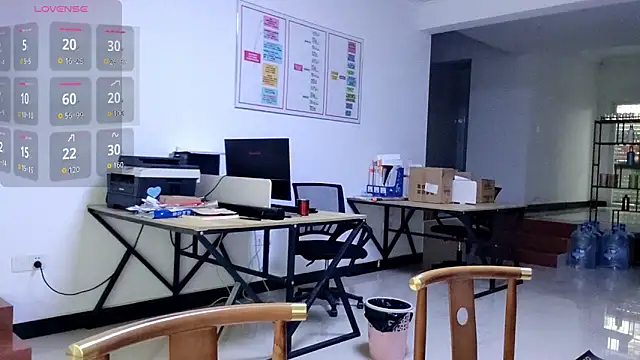 Ella-61 online show from November 4, 12:26 am