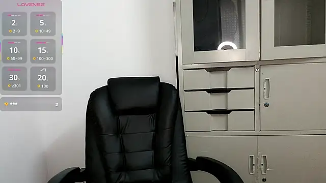 Ella-61 online show from October 31, 12:23 am