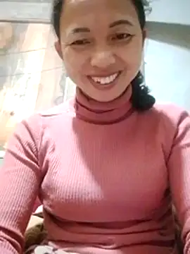 TRIEUTRIEU20 online show from December 3, 11:40 pm