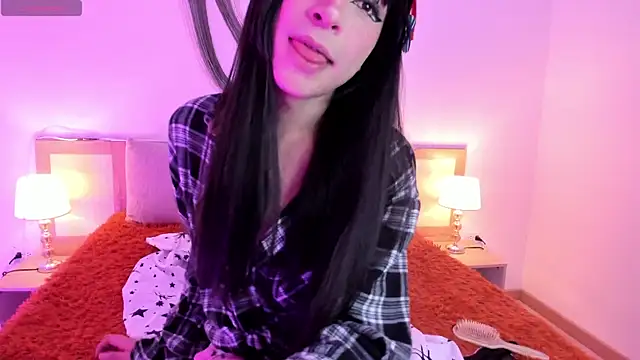 Damiian20  online show from November 12, 1:09 pm