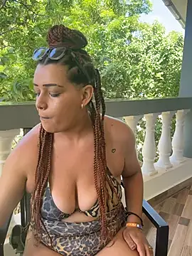 BubblesLovexox online show from April 16, 11:10 am