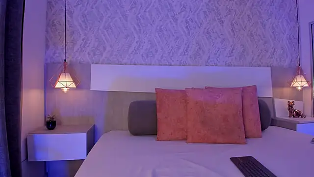 Vittoria  rossi online show from February 19, 3:00 pm