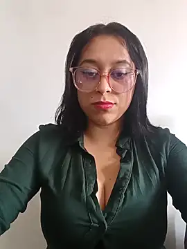 Caroline-17 online show from November 22, 6:32 pm