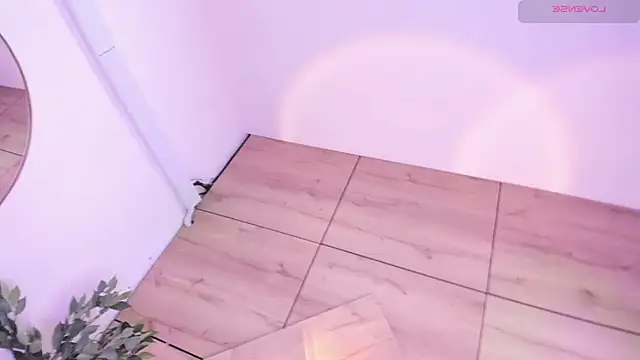 EmilyAllen 1 online show from February 7, 12:31 pm