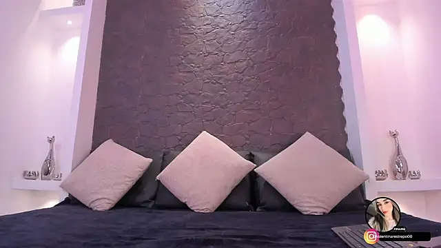 EmilyAllen 1 online show from November 20, 3:51 am