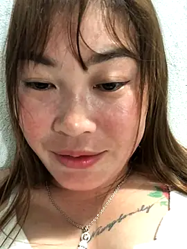 bombom1x online show from November 7, 6:13 pm