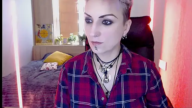 Sweet-n-Strong online show from January 16, 11:50 am