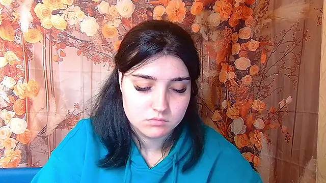 ScarletCargo online show from November 9, 5:42 pm