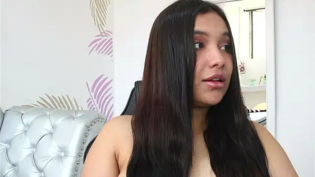 Isabelle Lane online show from March 13, 1:12 pm