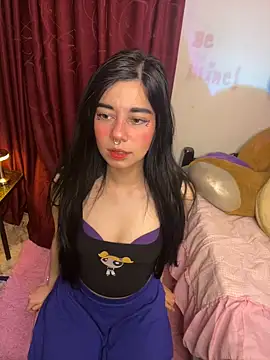 wetbyAlice online show from April 9, 10:59 pm