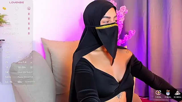 shaima   online show from December 20, 10:36 pm