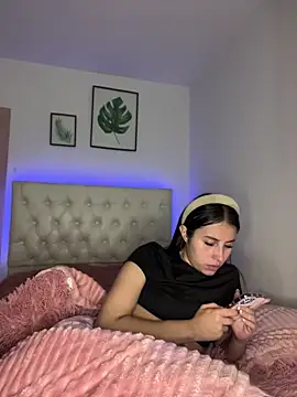 BIJOU SECRET online show from June 27, 6:14 am