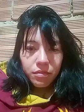 Angeline Thompson online show from November 10, 5:46 am