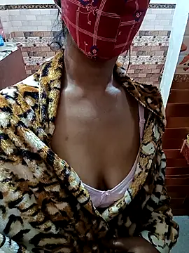 Janvi kapor online show from November 20, 5:30 am