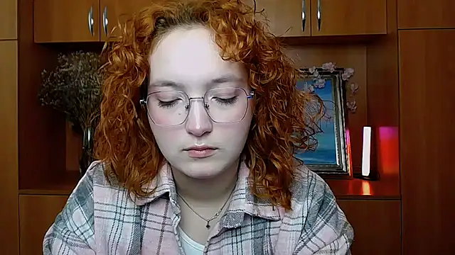 MissAriaa online show from March 13, 12:50 pm