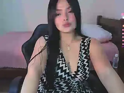 Lee Moyalune online show from November 17, 4:13 am