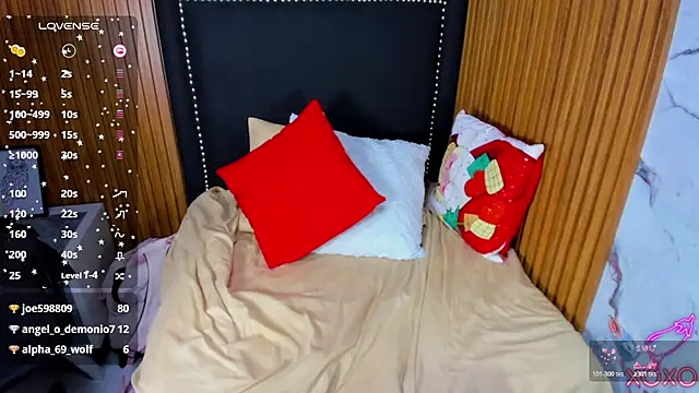 ZALLYWESTER online show from November 16, 7:58 pm